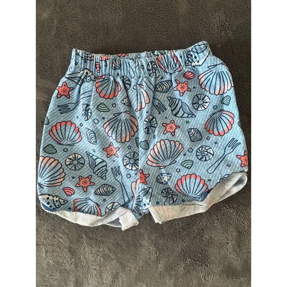 Kids Cute Seashell Print Shorts Size 4T - Picture 2 of 4